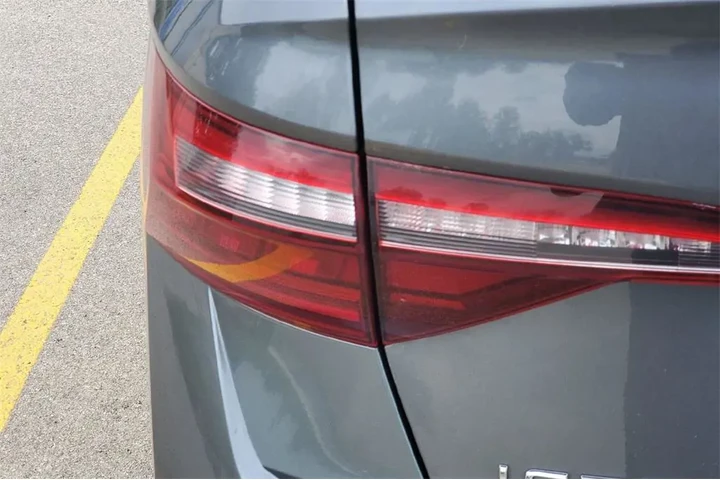 $18495 : Volkswagen Jetta 2024 S 4dr image 6