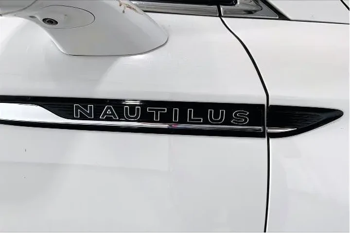 $37991 : Lincoln Nautilus 2022 AWD Bl image 9