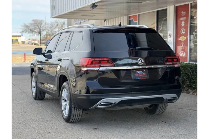 $15499 : 2018 Atlas V6 SE image 7