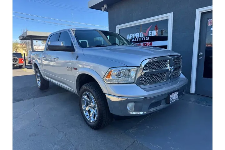 $15998 : 2018 RAM 1500 Laramie image 1