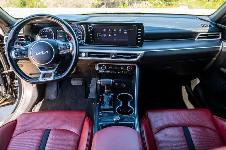 $23254 : Kia K5 2023 GT-Line 4dr Seda image 6