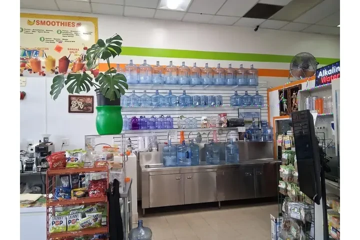 $110000 : TIENDA DE AGUA JUGOS VITAMINAS image 1