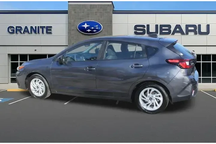 $23990 : Subaru Impreza 2025 AWD Base image 10