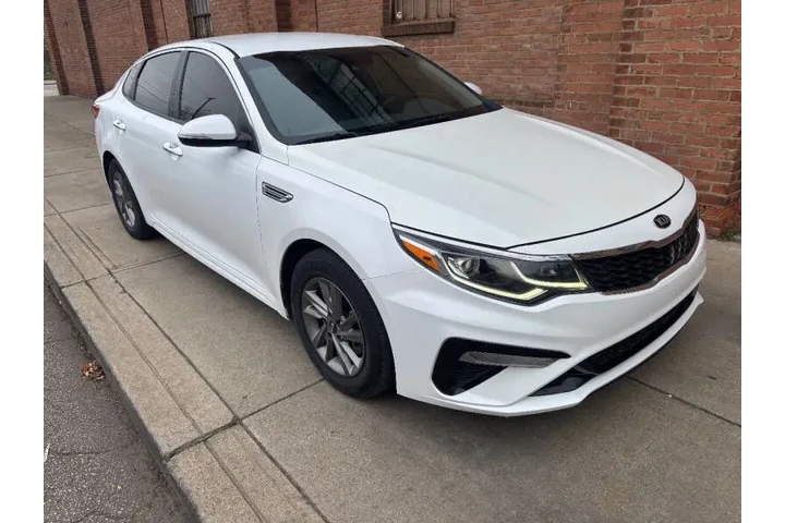 $14500 : 2020 Optima LX image 8