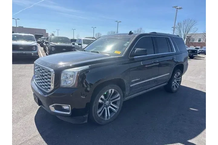 $34000 : GMC Yukon 2019 4x4 Denali 4d image 3