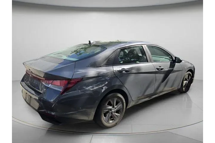 $17224 : Hyundai ELANTRA 2023 SEL 4dr image 4