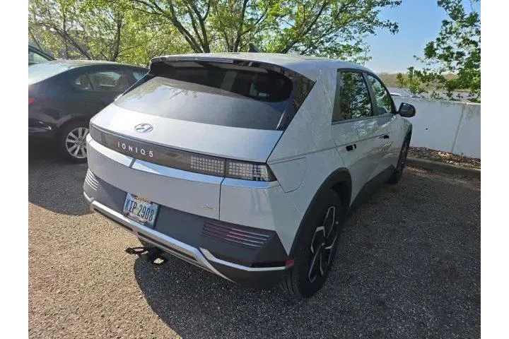 $29850 : Hyundai IONIQ 5 2024 AWD SEL image 7