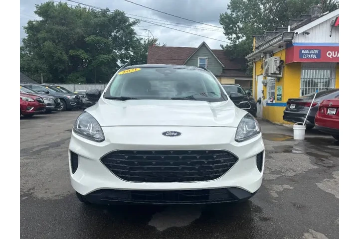 $16995 : 2021 Escape SE image 3