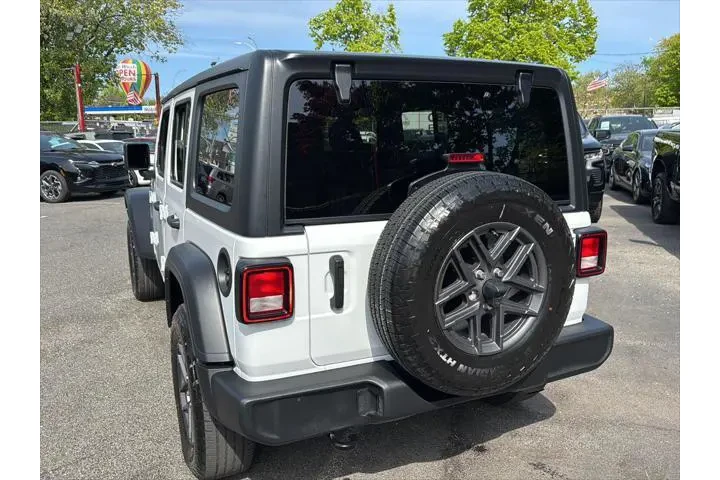 $33490 : Jeep Wrangler 2025 4x4 Sport image 6
