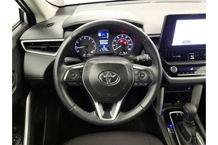 $25998 : Toyota Corolla Cross 2025 LE image 10