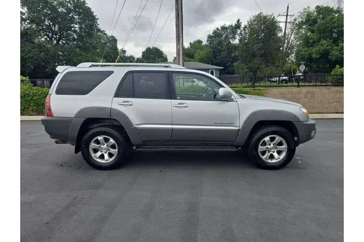 $9995 : Toyota 4Runner 2003 SR5 4WD image 3