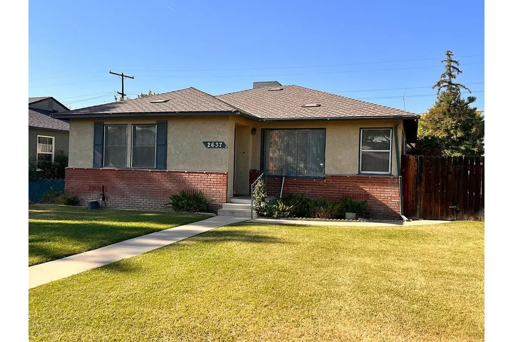 $1400 : Delightful three bedroom house image 2