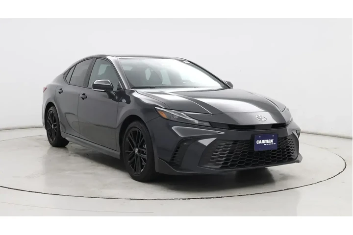 $32998 : Toyota Camry 2026 Nightshade image 1