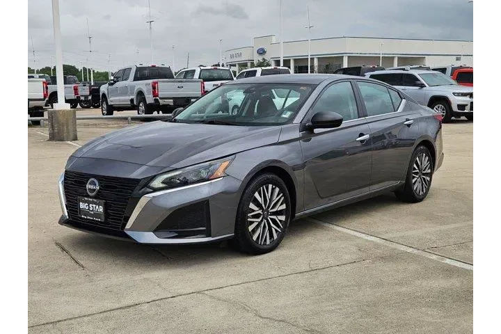$19275 : Nissan Altima 2025 2.5 SV 4d image 7