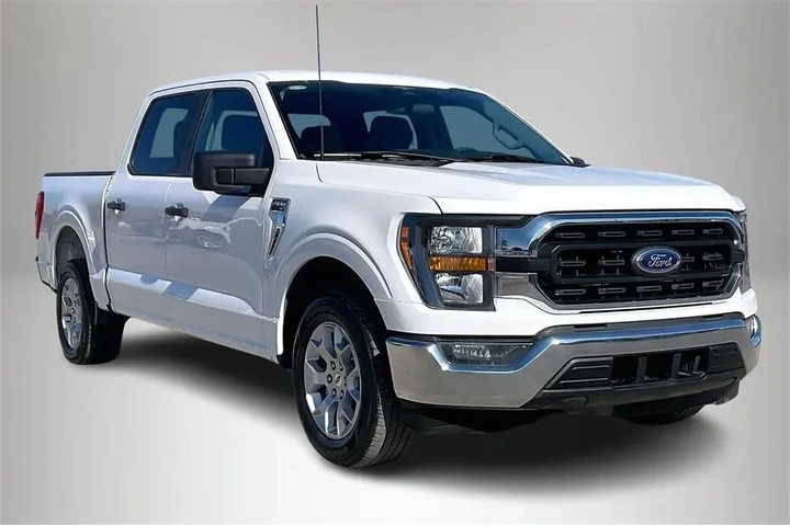 $29175 : Ford F-150 2023 4x2 XL 4dr S image 1