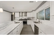 $2000 : Nice 2Bedroom Apt Available thumbnail
