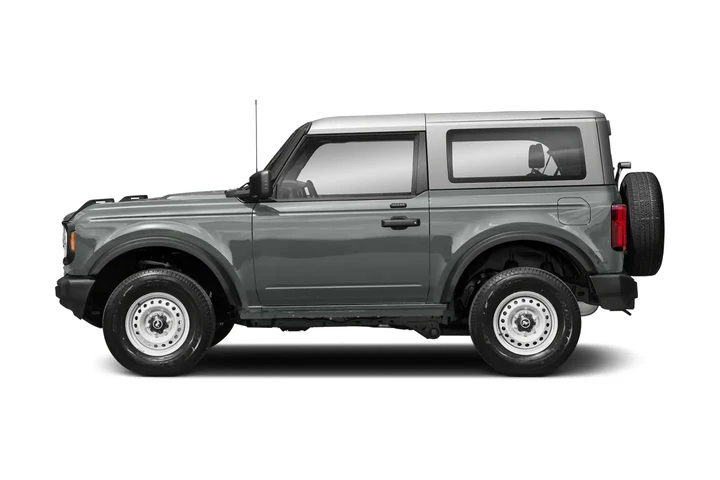 2023 Bronco Outer Banks image 4