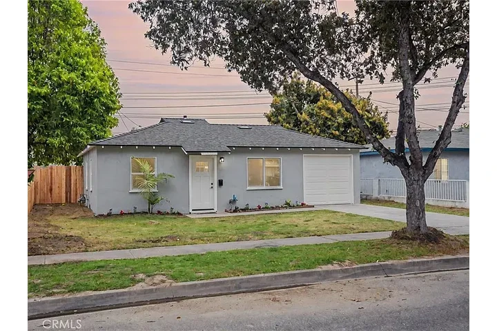 $900 : Lakewood cutie has been fully image 3
