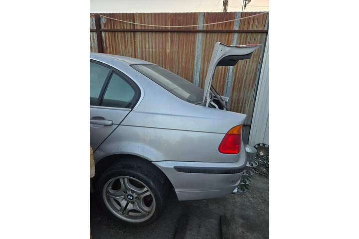 Partes de BMW 2001 330I image 3