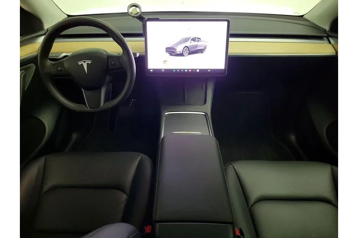 $37998 : Tesla Model Y 2024 AWD Long image 9