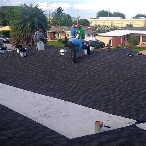 Roofing Royales image 2