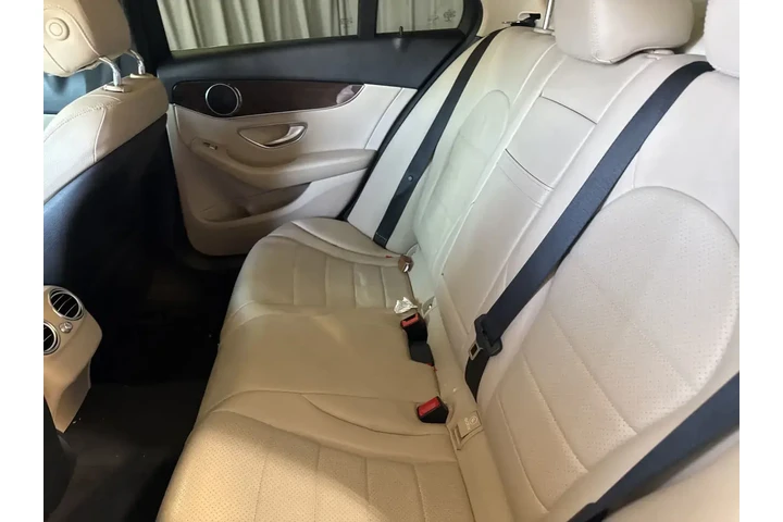 $12899 : Mercedes-Benz C-Class 2017 C image 10