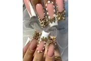 Uñas acrílicas en Los Angeles