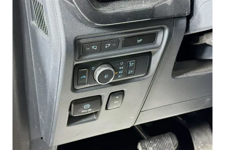 $39500 : Ford F-150 2023 4x4 XLT 4dr image 10