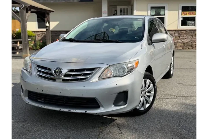 2013 Corolla LE image 1