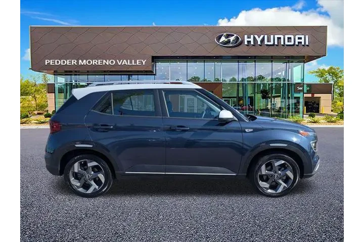 $20591 : Hyundai VENUE 2025 Limited 4 image 2