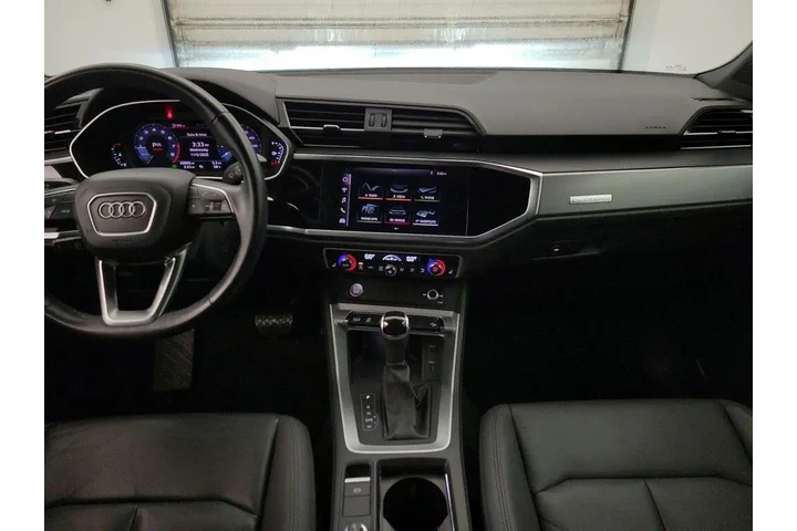$23998 : Audi Q3 2020 AWD quattro S l image 9