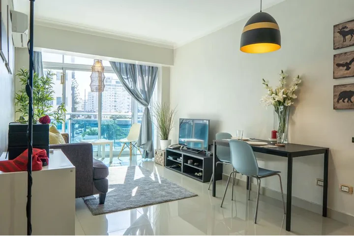 $850 : Alquilo Apartamento amueblado image 2