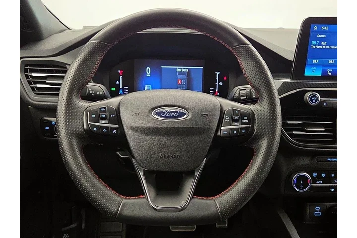 $19998 : Ford Escape 2023 ST-Line 4dr image 10