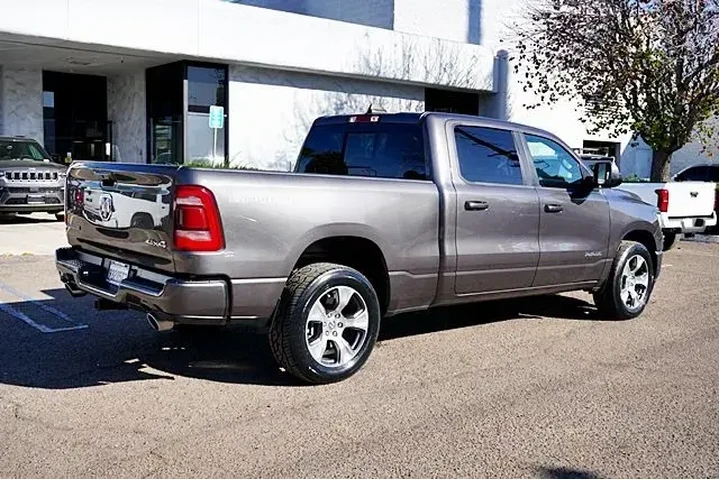 $39392 : Ram 1500 2023 4x4 Laramie 4d image 8