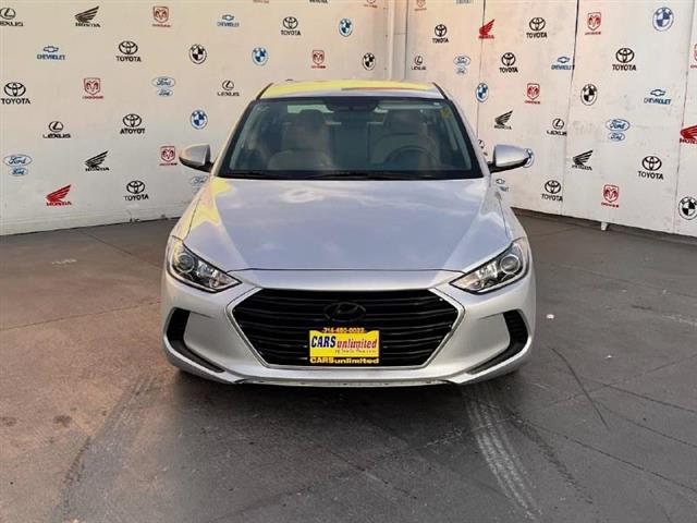 $11995 : Used 2018 Elantra SEL 2.0L Au image 8