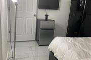 $750 : Modern room thumbnail