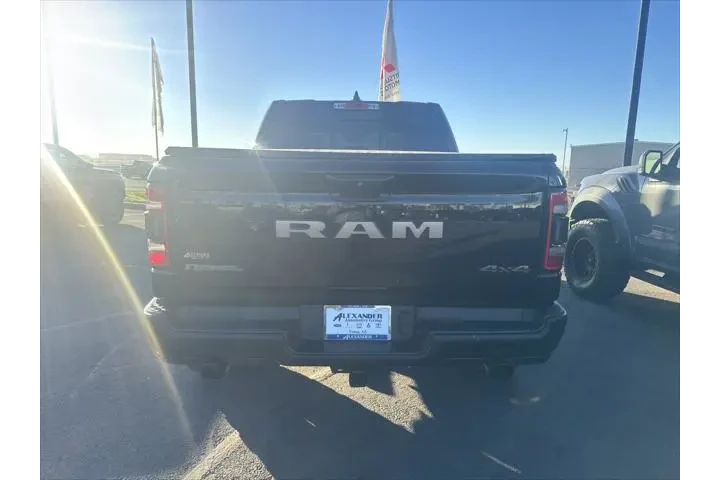 $38999 : Ram 1500 2019 4x4 Rebel 4dr image 7