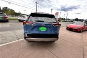 $38868 : 2024 RAV4 Hybrid SE thumbnail