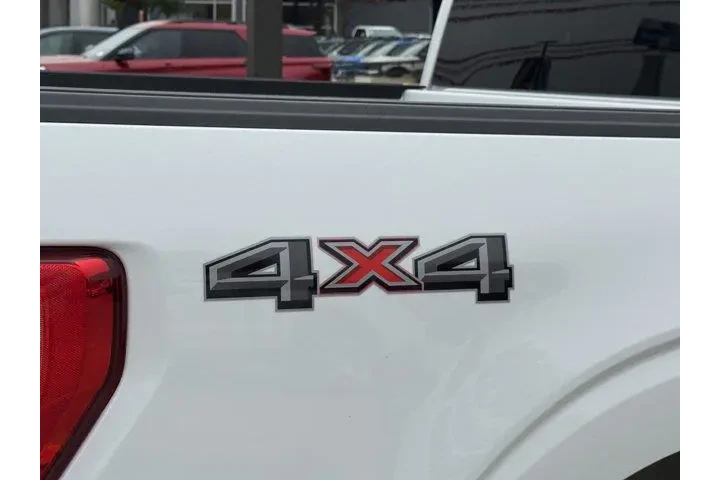 $35808 : Ford F-150 2023 4x4 XLT 4dr image 6