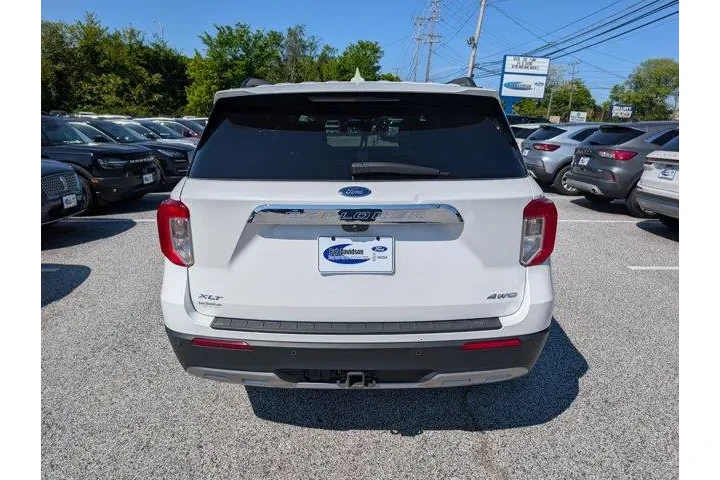 $32800 : Ford Explorer 2023 AWD XLT 4 image 5