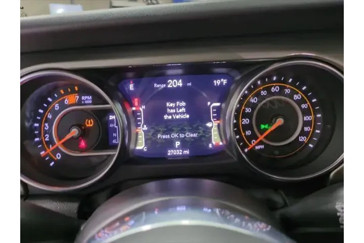 $34650 : Jeep Wrangler 2023 4x4 Sahar image 6