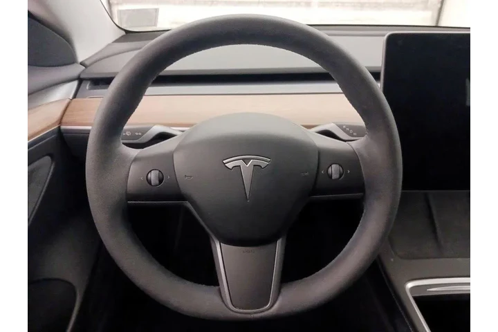 $26998 : Tesla Model 3 2023 4dr Sedan image 10