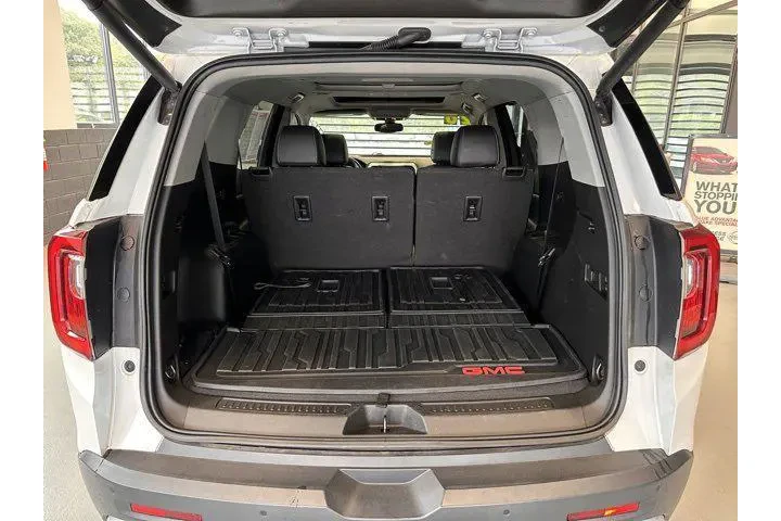 $17895 : GMC Acadia 2020 4x4 SLT 4dr image 10