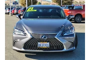 $31750 : Lexus ES 350 2020 4dr Sedan thumbnail