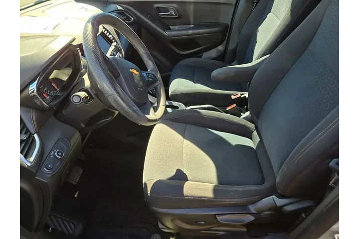 $12991 : Chevrolet Trax 2020 LS 4dr C image 4