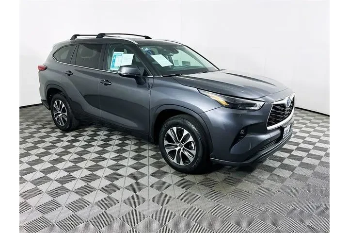 $38800 : Toyota Highlander Hybrid 202 image 1