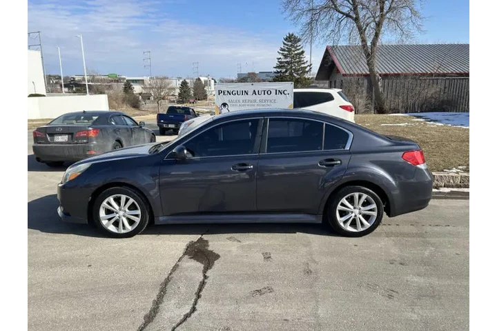 $6990 : 2013 Legacy 2.5i Premium image 3