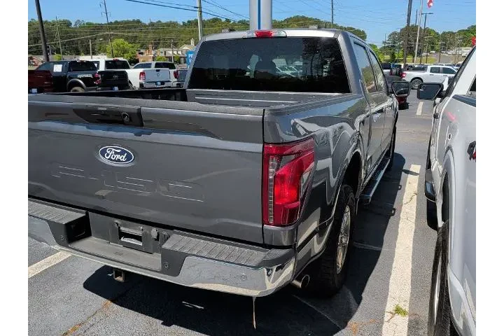 $38528 : Ford F-150 2024 4x4 XLT 4dr image 4