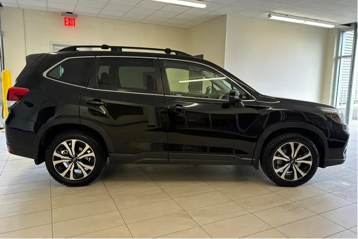 $25737 : Subaru Forester 2021 AWD Lim image 3
