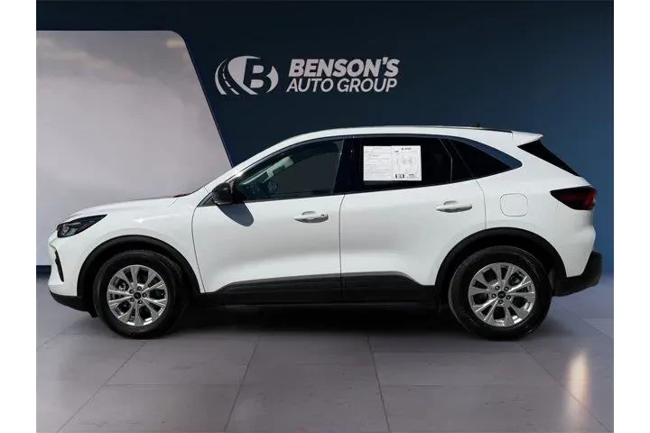 $20901 : Ford Escape 2023 Active 4dr image 2